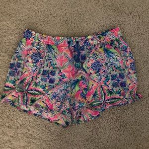 Lilly Pulitzer run around shorts